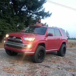 Meet your Posher, Jonathan